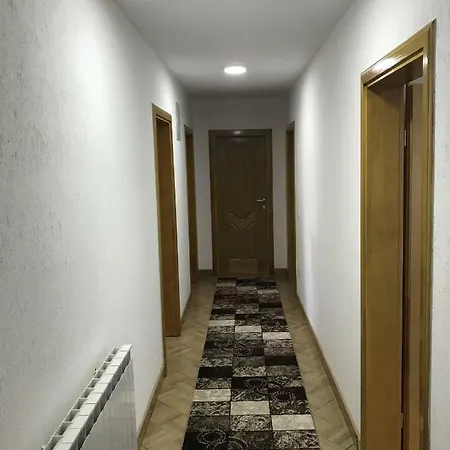 Large , Modern American Style + Free Parking Places * Сараево